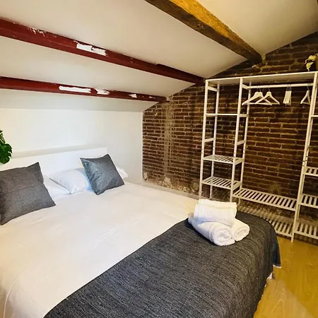 Centrico Atico By Prestigi Apartment